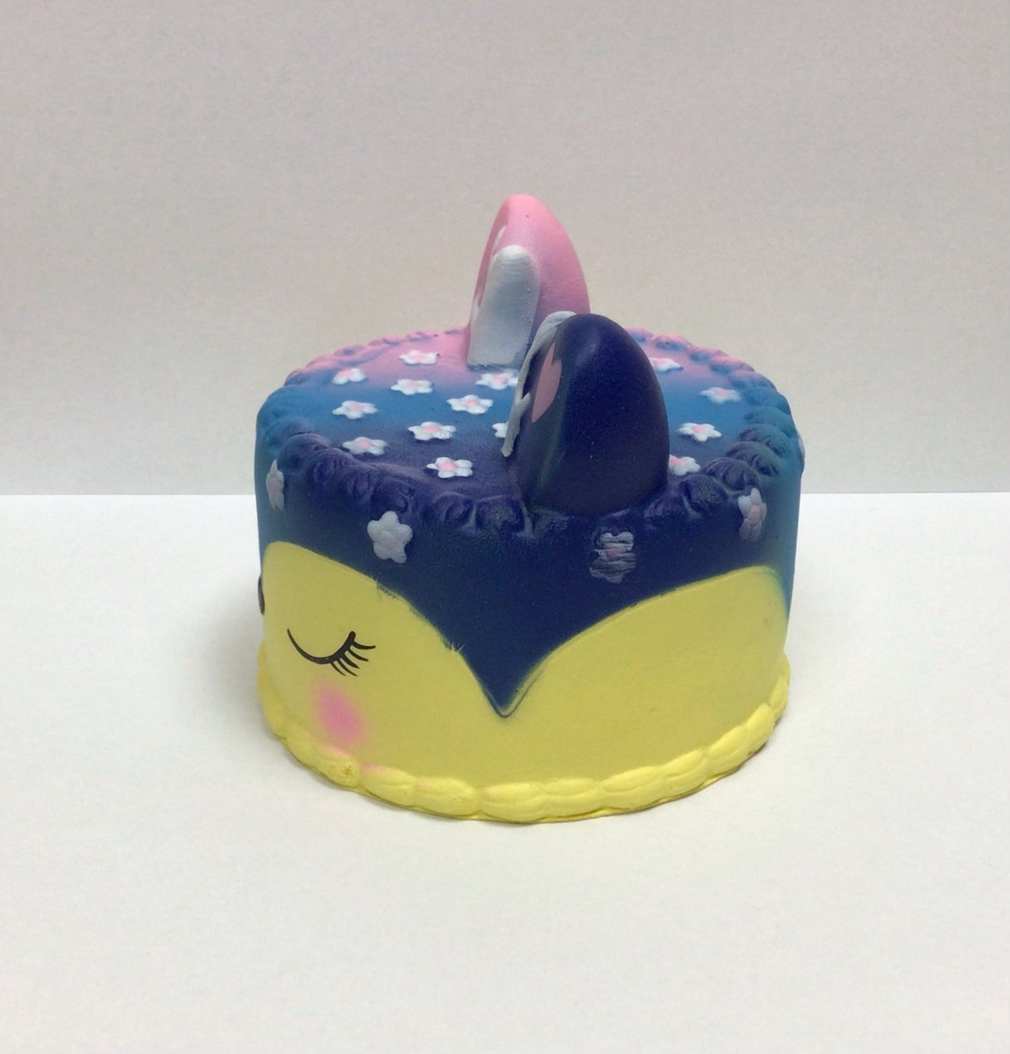 Deer Cake Squishy - Multi-colored